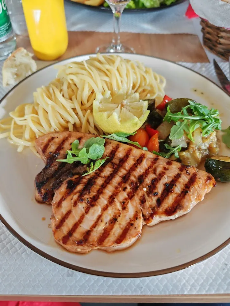 Espadon Grillé Et Pâtes